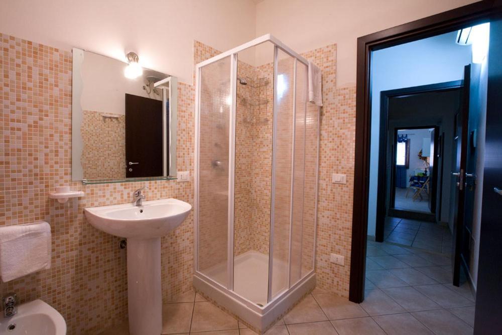 קאסטלמארה דל גולפו Residence Mareluna מראה חיצוני תמונה